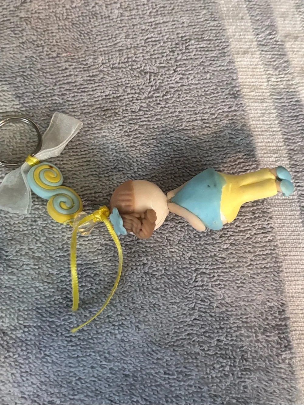 Blue & yellow keychain with a cute figurine and spiral beads #kawaii #cute